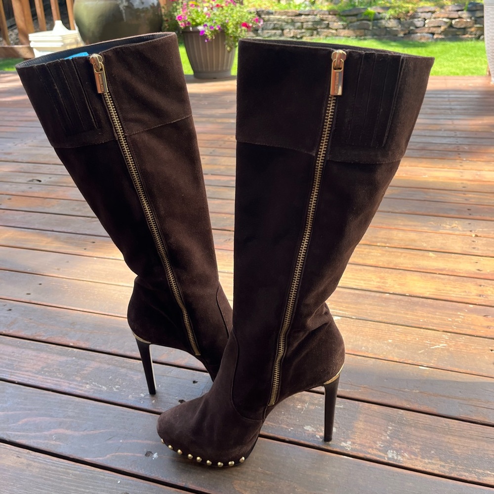 Micheal Kors Brown Suede Gold Studded Boots - Picture 11 of 15